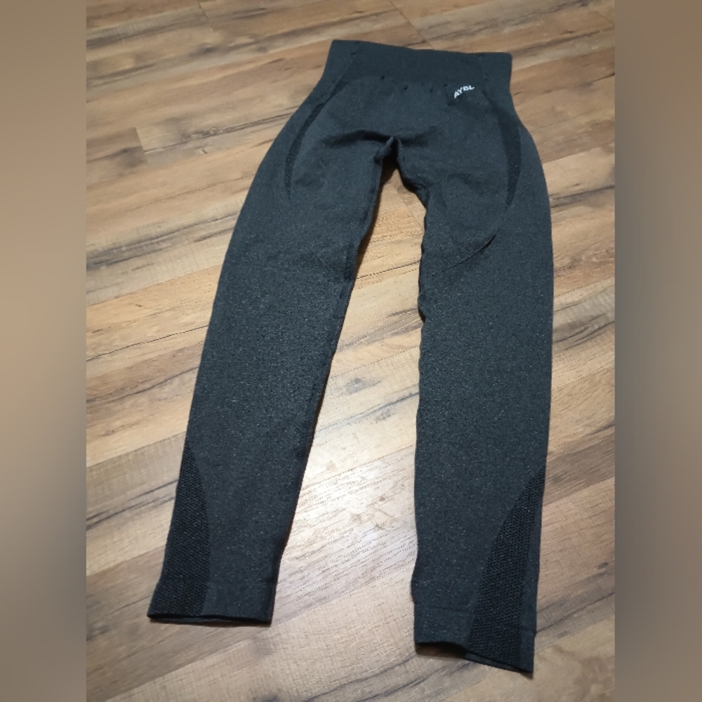 Aybl leggings